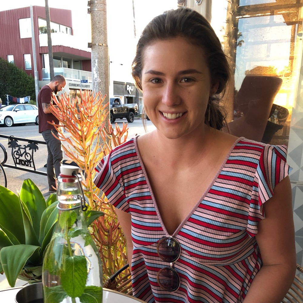 Meet your Posher, Nicole